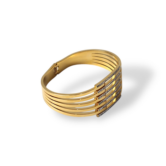 Altı Sıralı Taşlı Kaburga Kelepçe