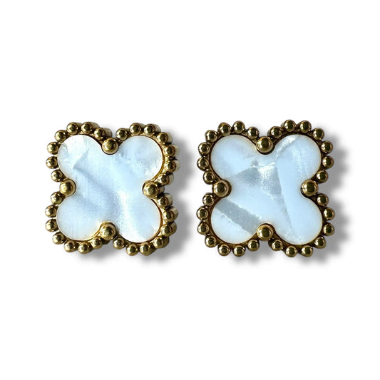 Beyaz Yonca Altın Küpe