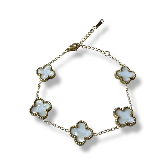 Beyaz Yonca Altın Bileklik