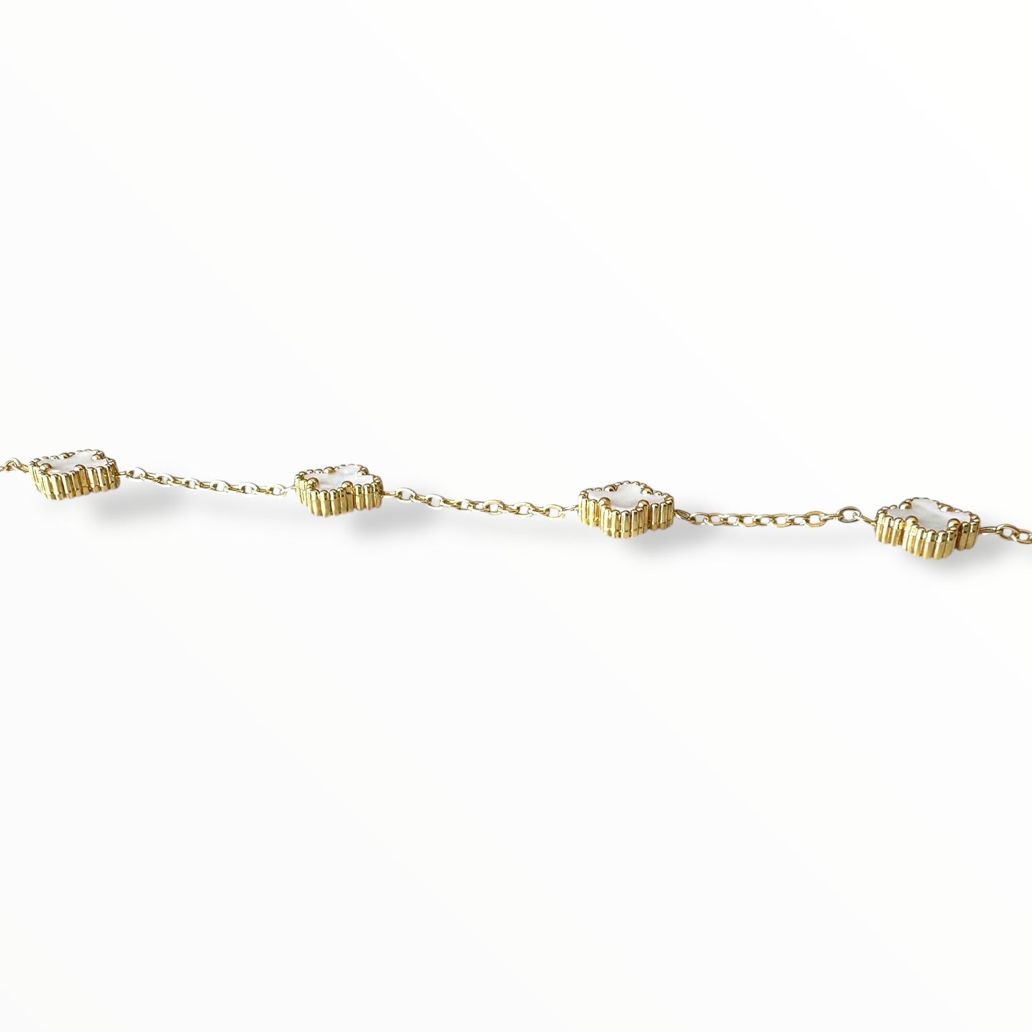 Küçük Beyaz Yonca Altın Bileklik