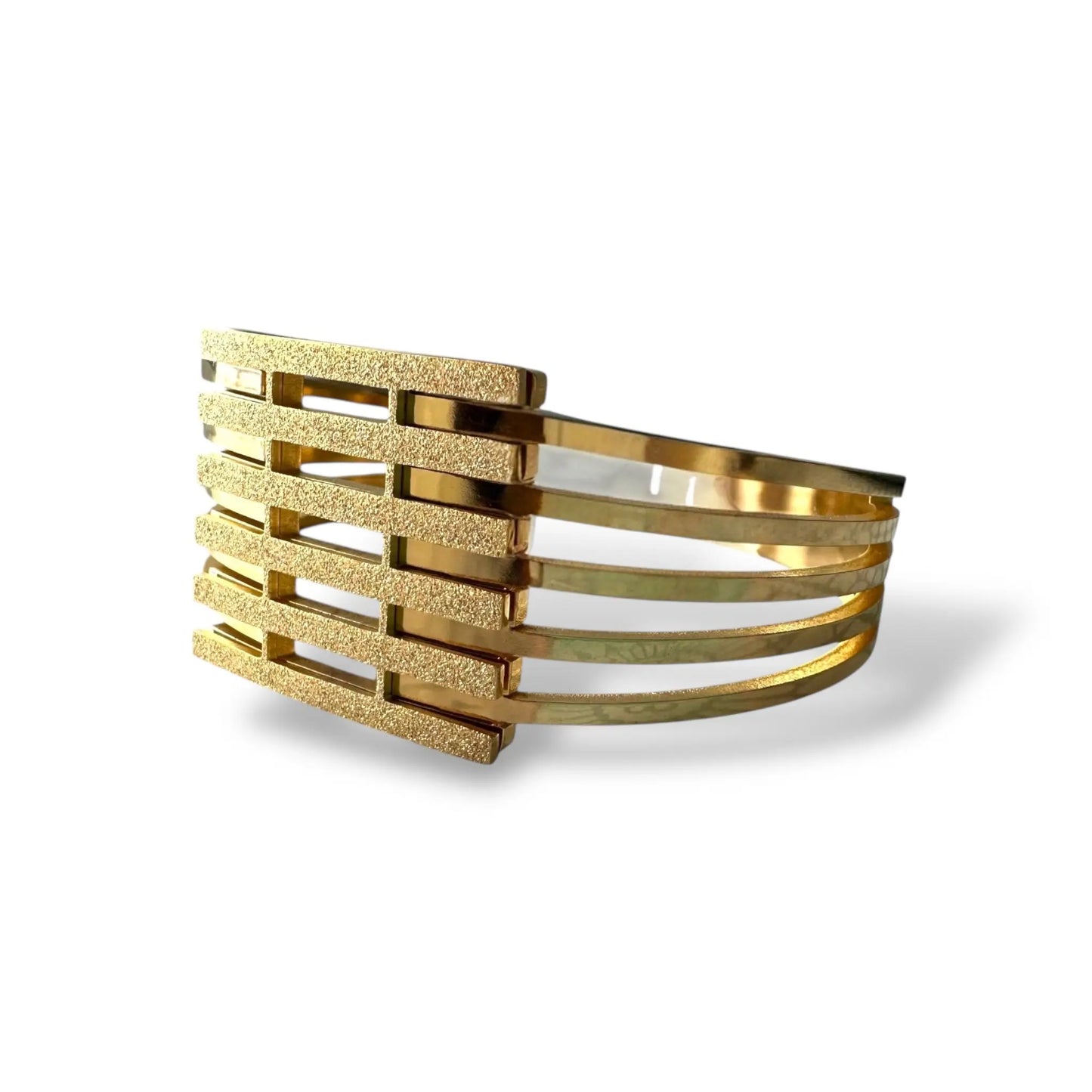 Altı Sıra Simli Kaburga Kelepçe